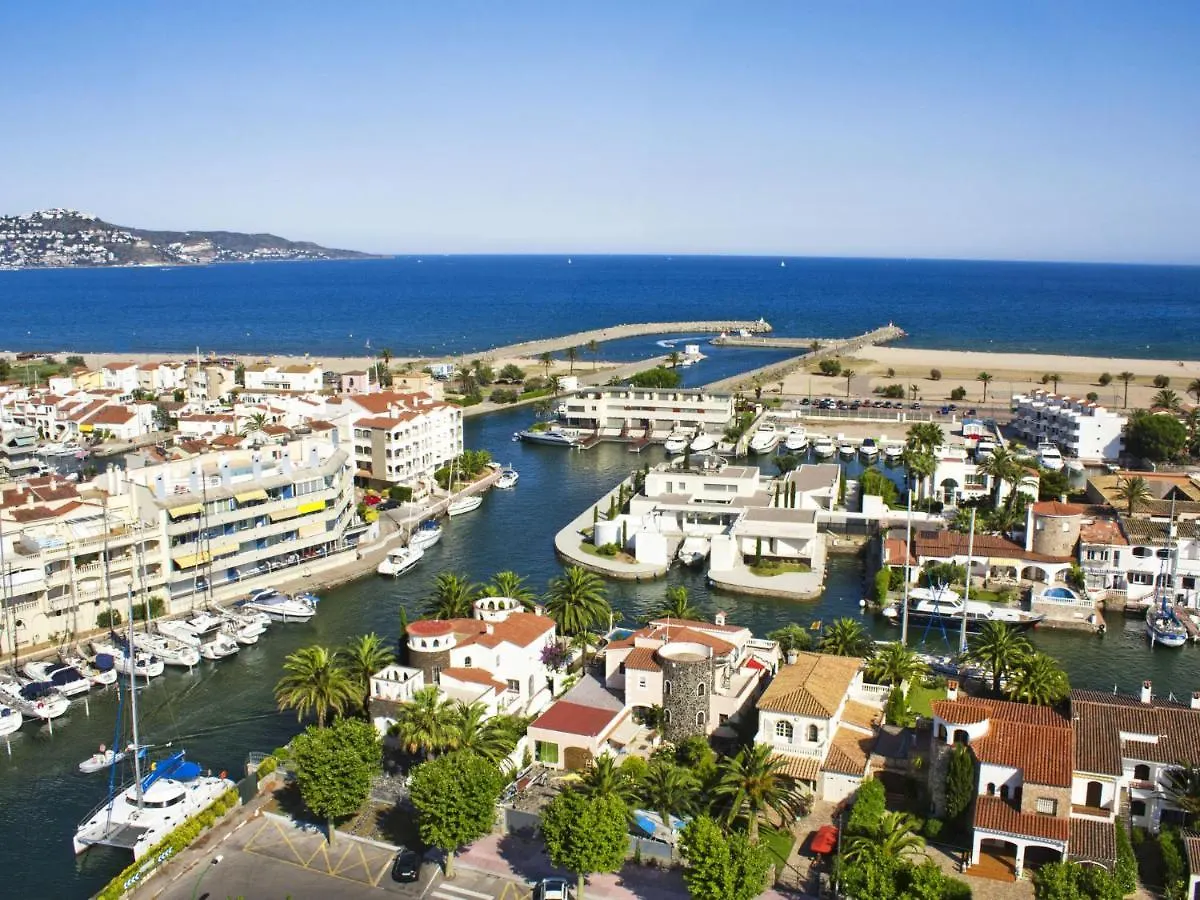 Holiday Home Erbanozi By Interhome Empuriabrava